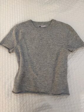 SO Gray Short-Sleeve Cashmere-Blend Sweater